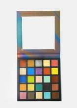 Load image into Gallery viewer, a2o 25-Color Eyeshadow Palette - Self Made
